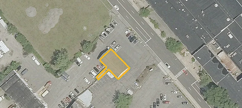 609 Main St