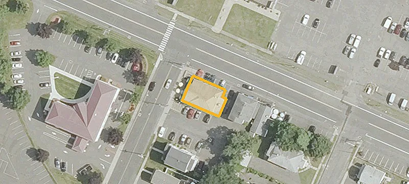 2 Linden St