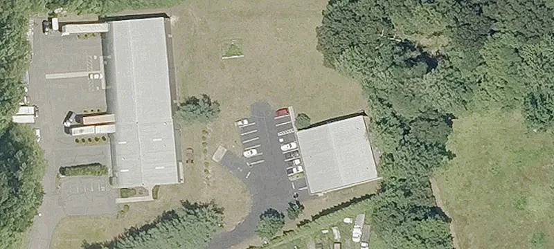 8 Ctr Rd