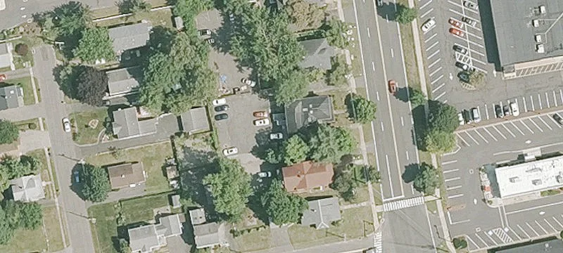 2839 Main St