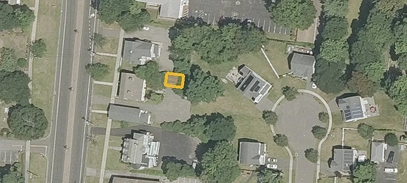 2278 Main St