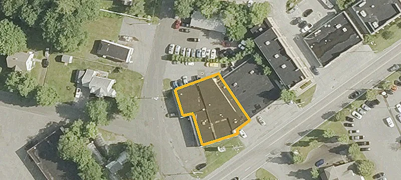 1397 Main St