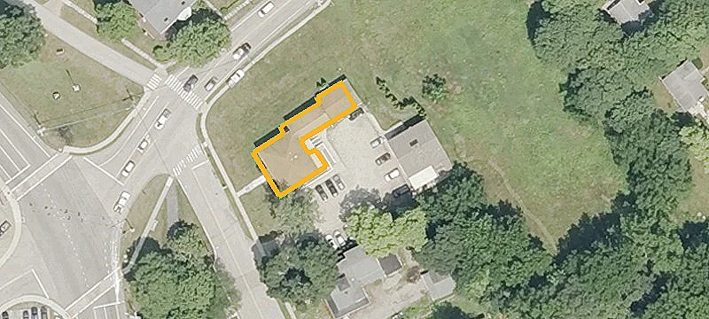 11 Hayward Ave Ste, Unit 3