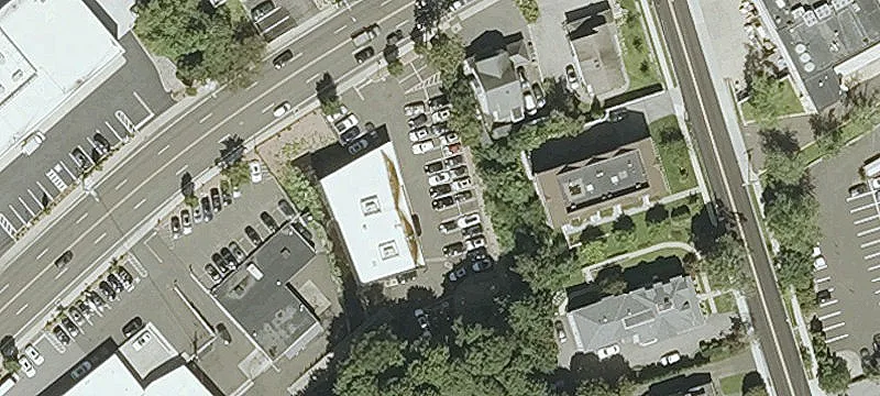 180 Putnam Ave
