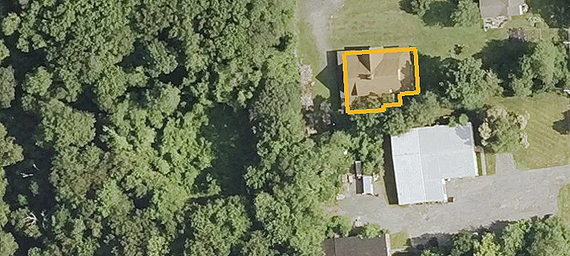 84 Town Hl Rd