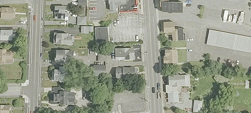 433 Main St