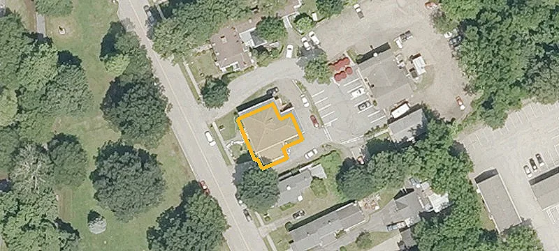 51 Hayward Ave