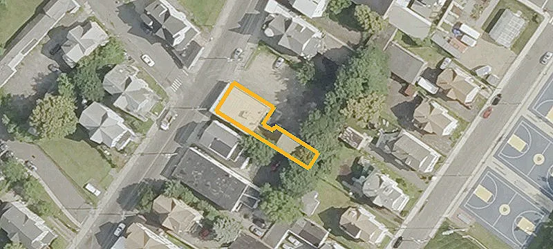 926 Main St