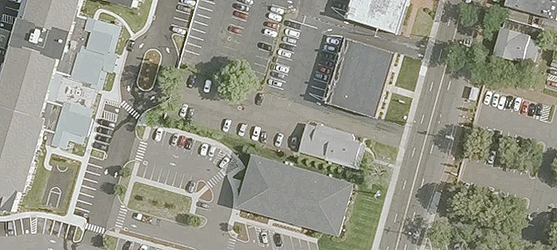 2324 Whitney Ave