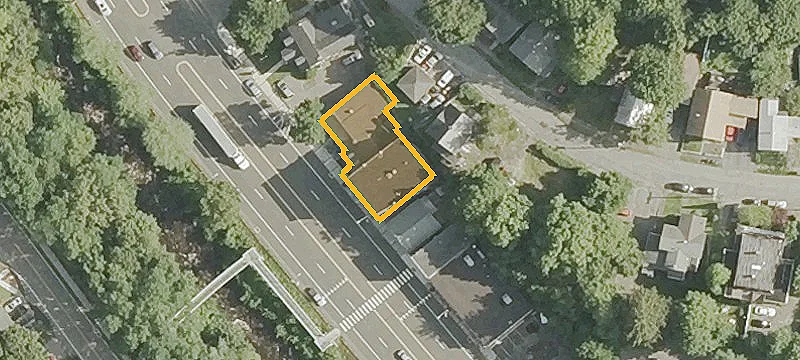 570 Main St