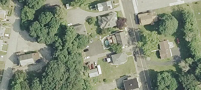 40 Hunters Ave
