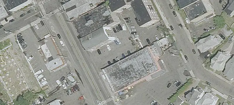 2304-2306 Main St