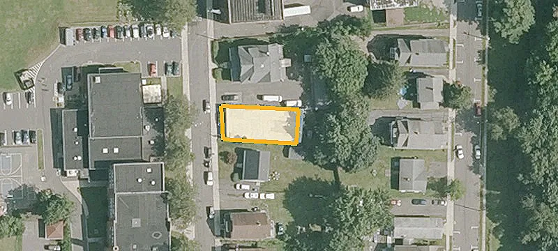 12 Pease Ave