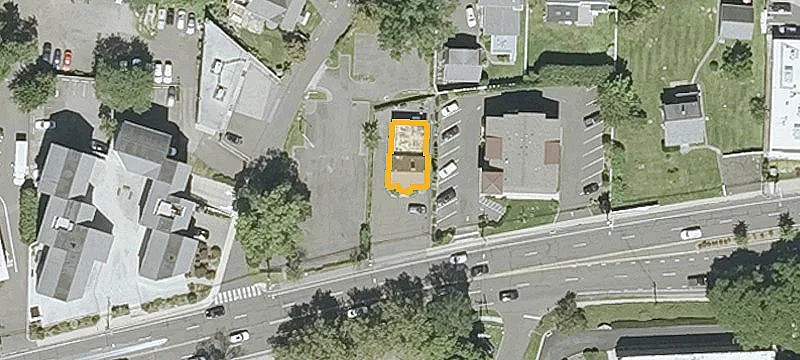 1185 Putnam Ave