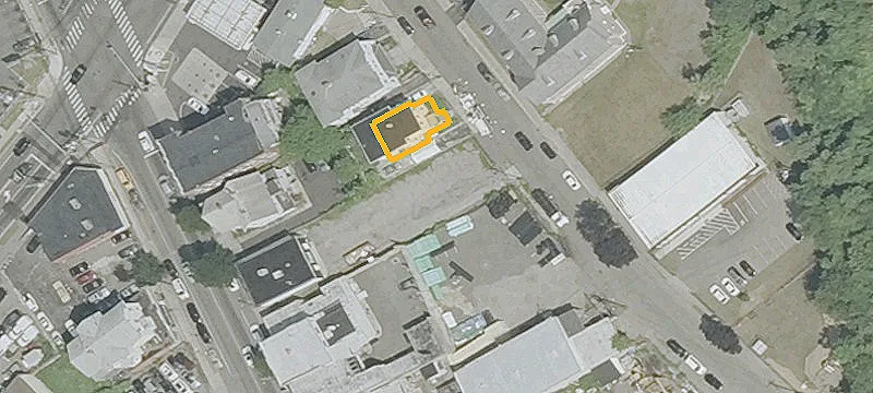 159 Thompson St