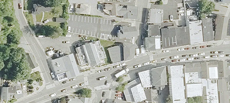 48 Main St