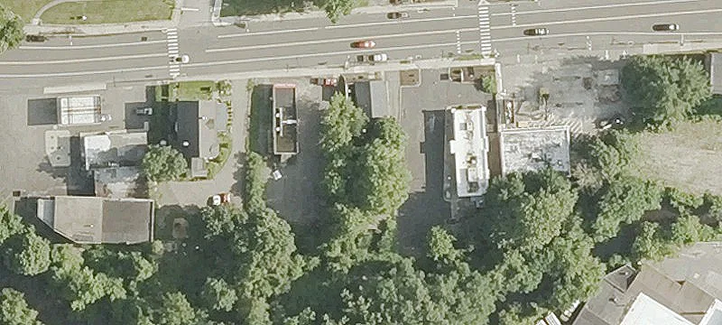 135 Main St
