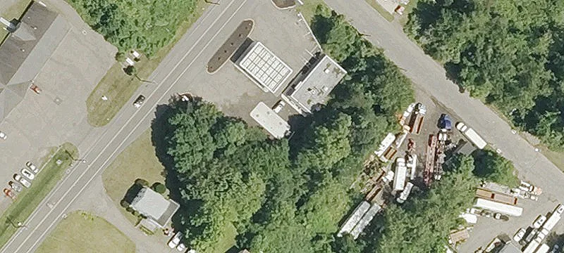 1975 Foxon Rd