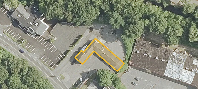 1698 Watertown Ave