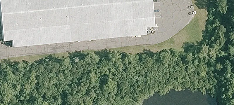 1 Shoreline Dr