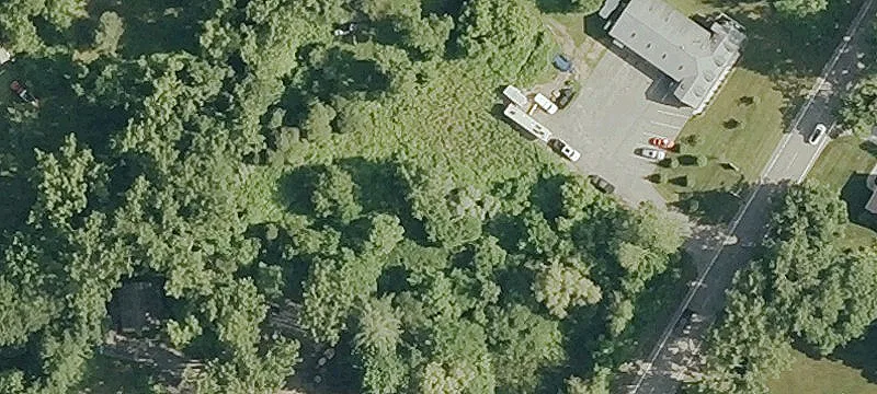 387 Litchfield Rd
