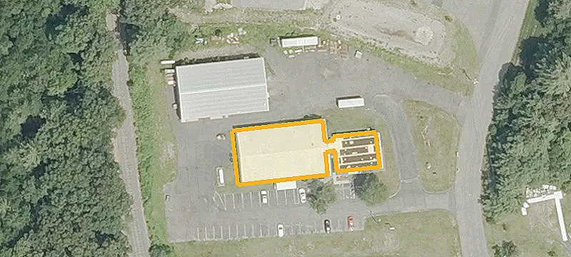 8 Middle Riv Dr