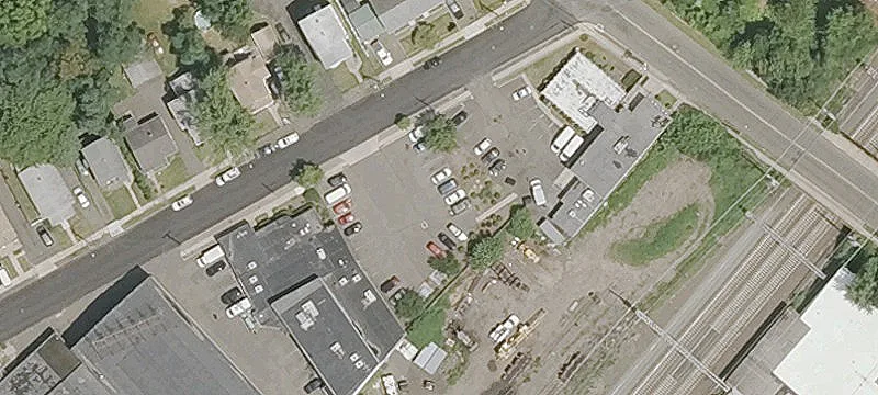 16 Richards St