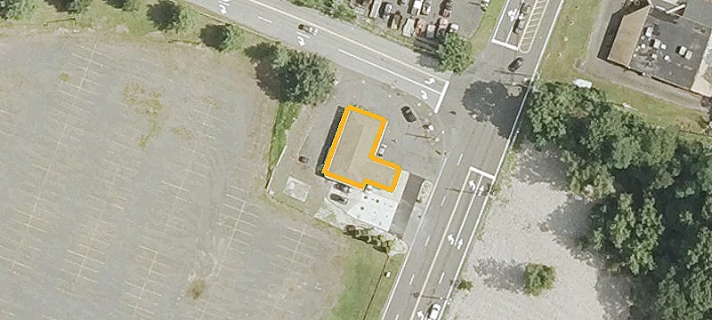 75 Tpke Rd