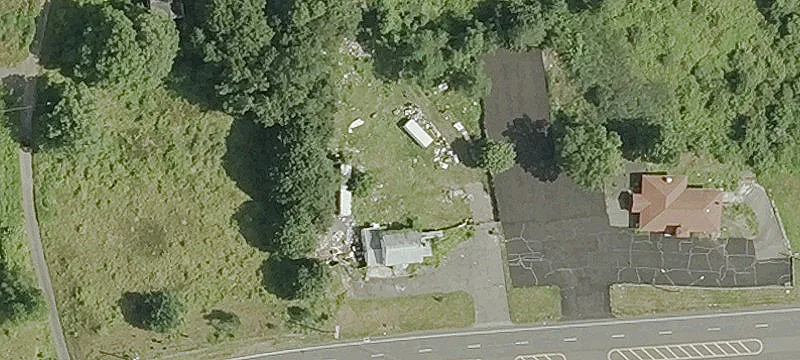 228 Meriden Rd