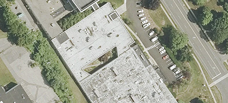 40 Merritt Blvd