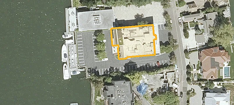 660 Steamboat Rd