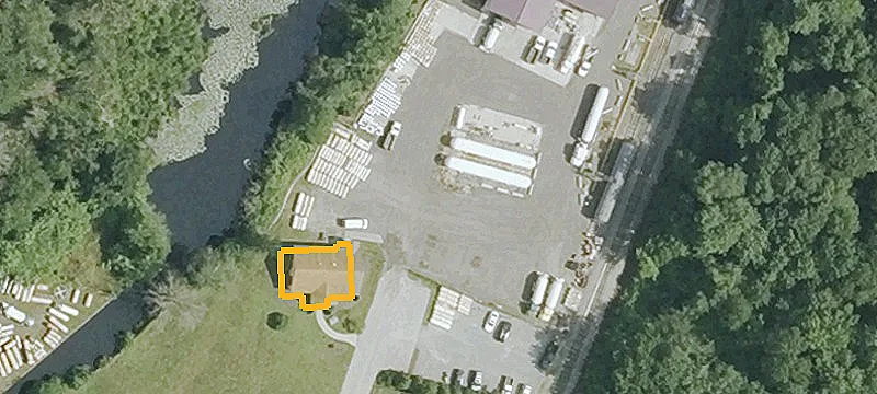 40 Cemetery Rd