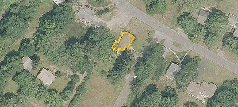 2 White Oak Rd