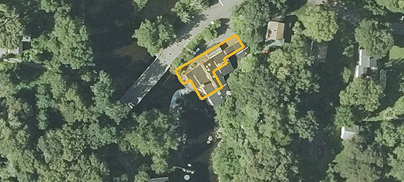 29 Pomperaug Rd