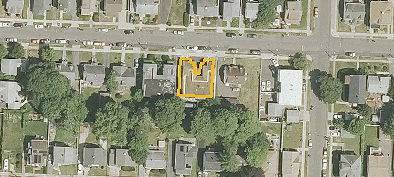 96 3rd St
