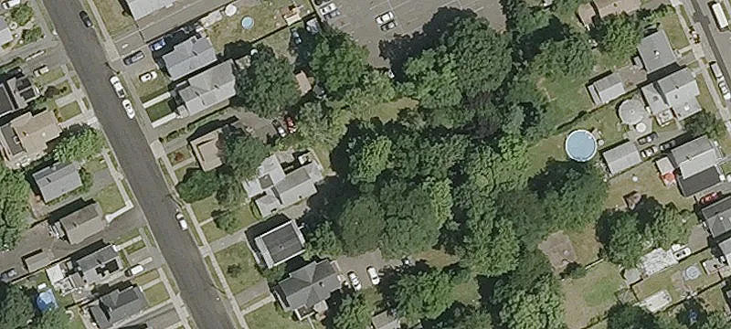 449 2nd Ave