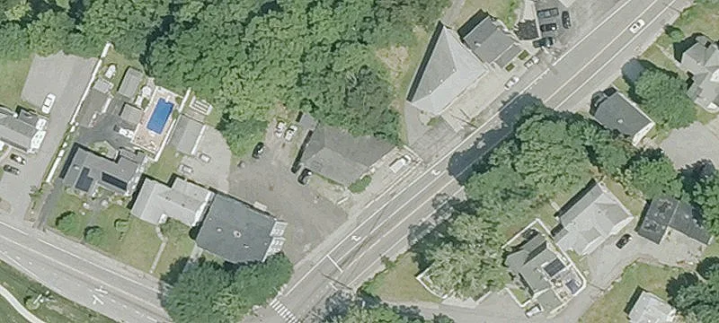 284 School St