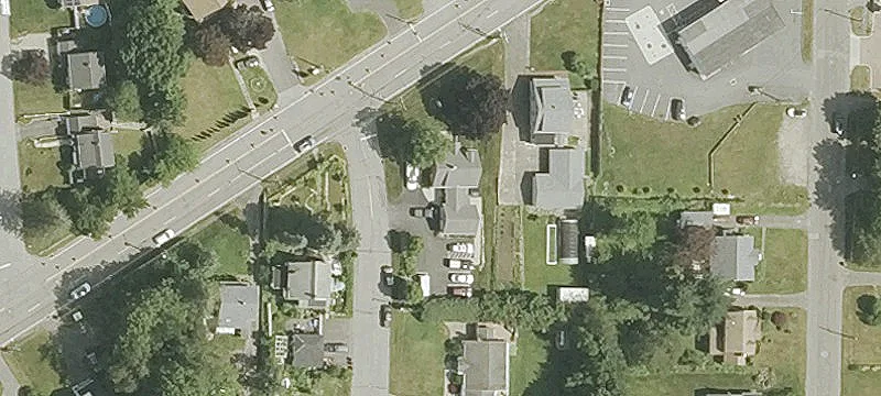 852 Main St