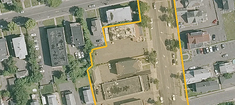 387 Franklin Ave