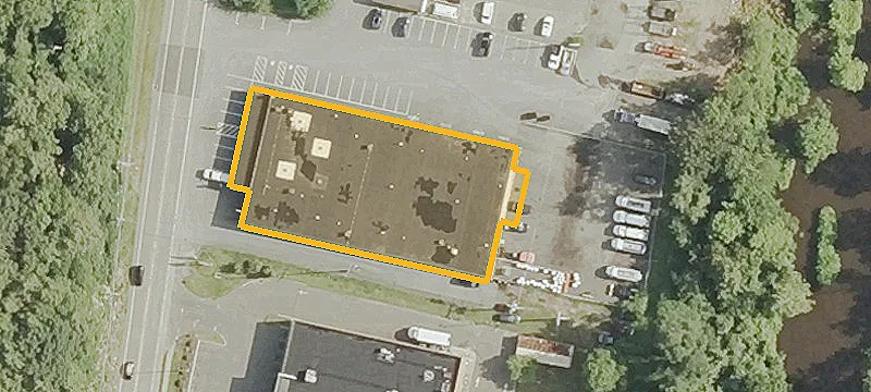 437 Main St