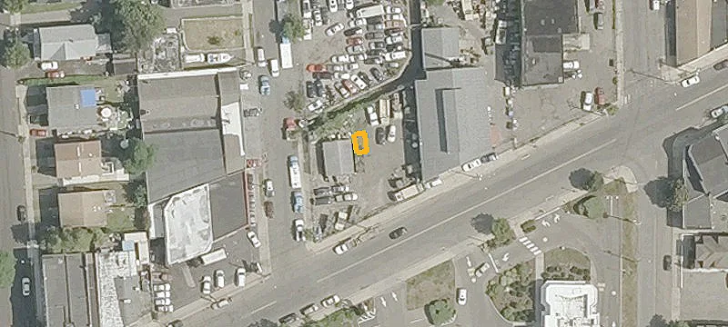 2450 Barnum Ave