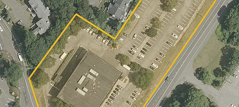 375 Bridgeport Ave