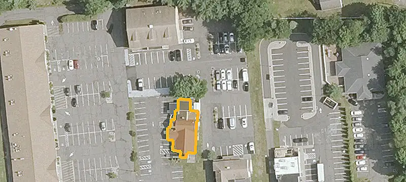 1755 Meriden Waterbury Tpke1b