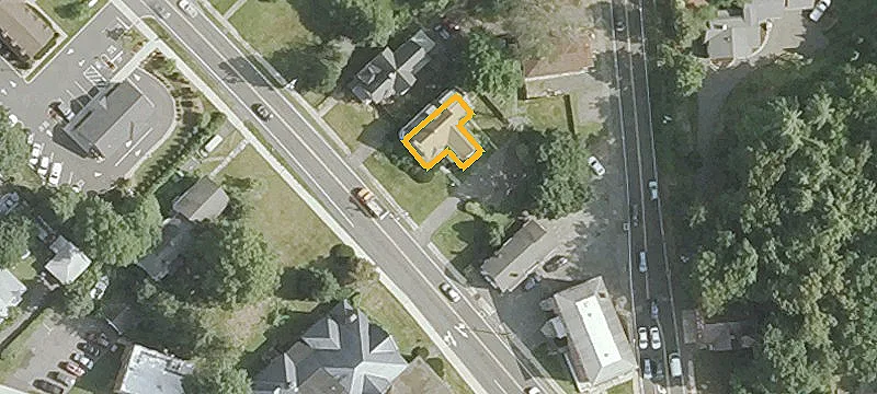 44 Main St