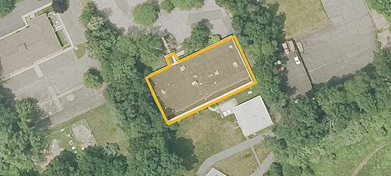 12 Commerce Rd