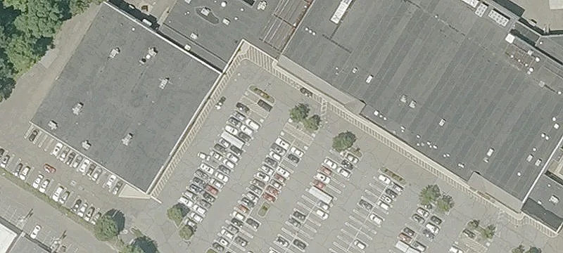 215 Main St