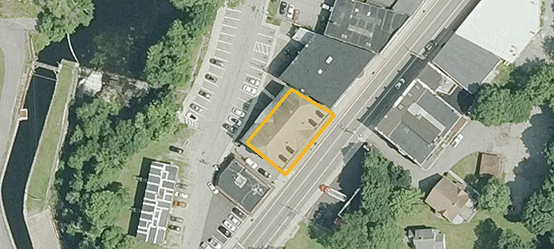59 Main St
