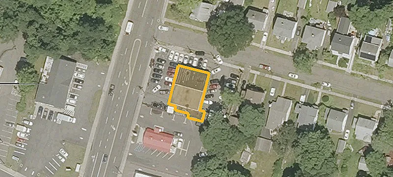 2015 Whitney Ave
