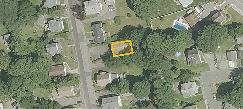 114 Workman Ave