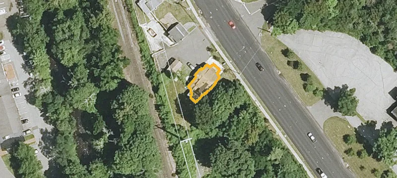 261 Danbury Rd